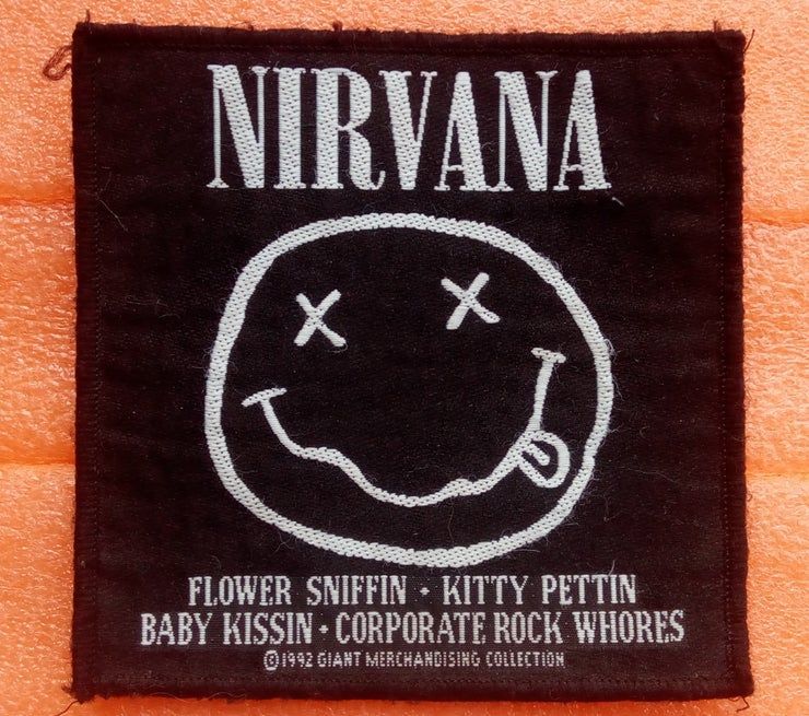 Vintage Nirvana Patch Smile Logo 1992 Giant The Ramones The Offspring Metallica Iron Maiden Motorhead Shirt