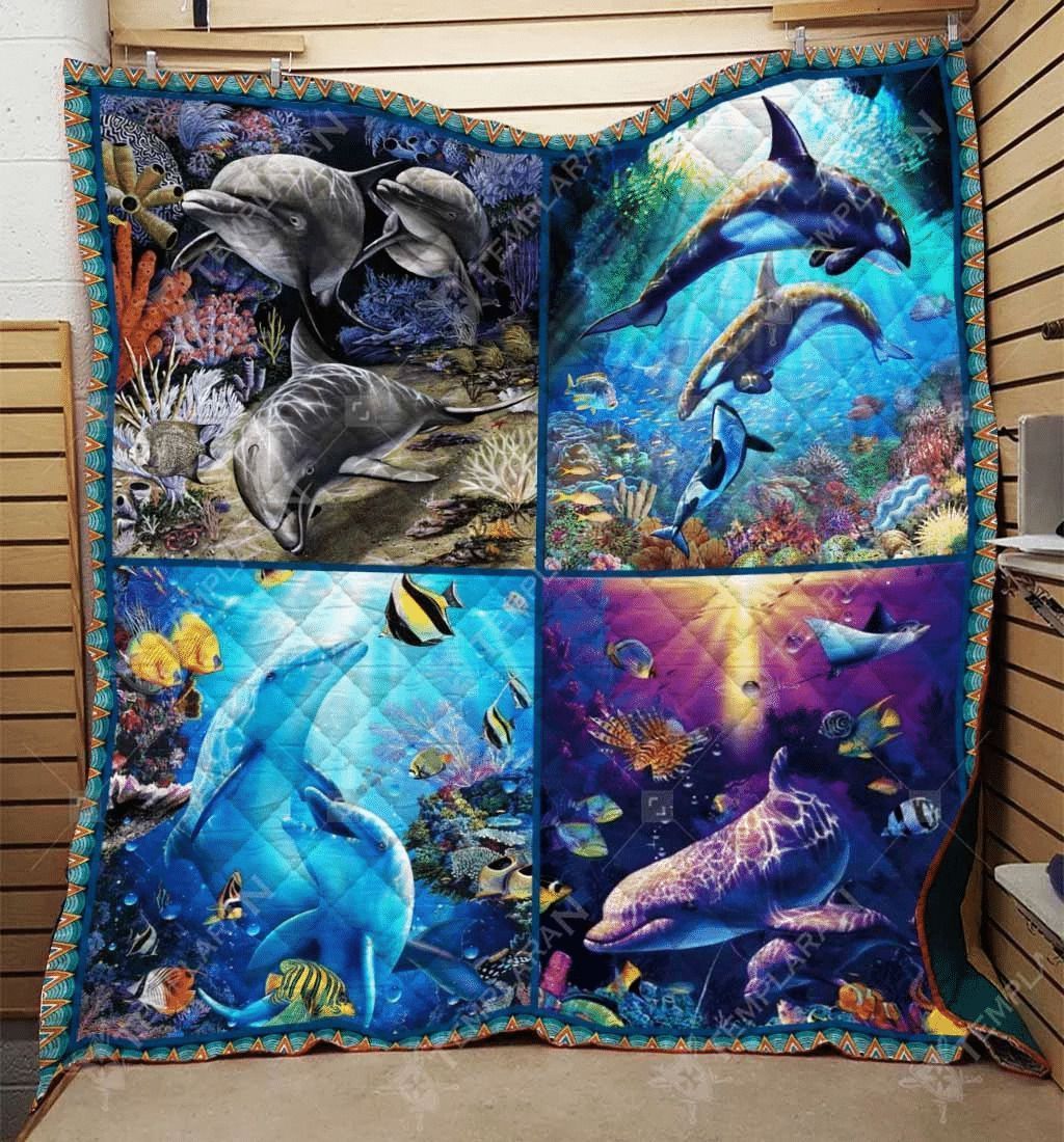 Dolphin Quilt Curjr