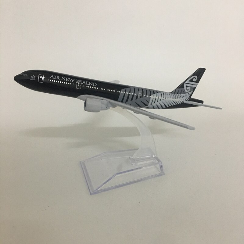 JASON TUTU 16cm Air New Zealand Boeing B747 Plane Model Aircraft Diecast Metal 1/400 Scale Airplane Model Gift Collection alx