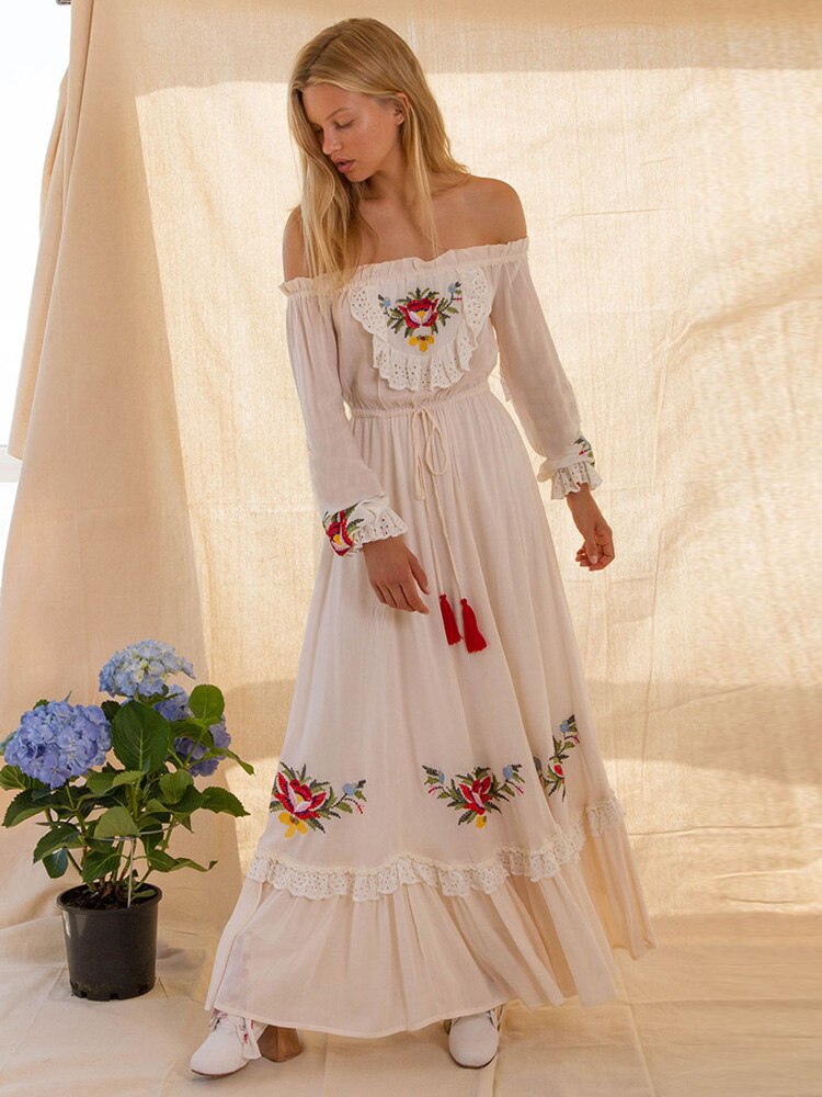 Summer new Bohemian Tourist Holiday Beach Island dress ethnic style retro embroidered one line long dress alx