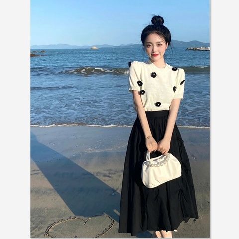 Three-dimensional Flower Short-sleeved Sweater Half-length Gauze Skirt Two-piece Set Sweet Little Fragrance Suit Women alx