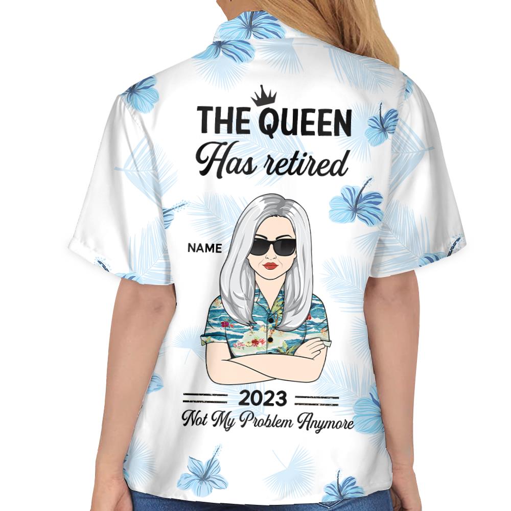 The Queen Has Retired – Personalized Hibiscus Hawaiian Shirt Retirement Gift For Grandma Ph99