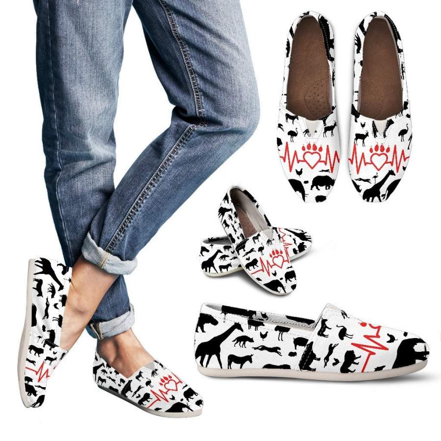 Vet Tech – Animal Pattern – Women’s – Casual Shoes