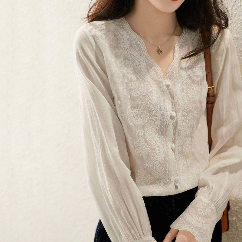 Women’s V Neck Sweet Long Sleeve Linen Blouse French Embroidery Flower Lace Shirt Women Autumn Loose Elegant Sunscreen Top 16108 alx