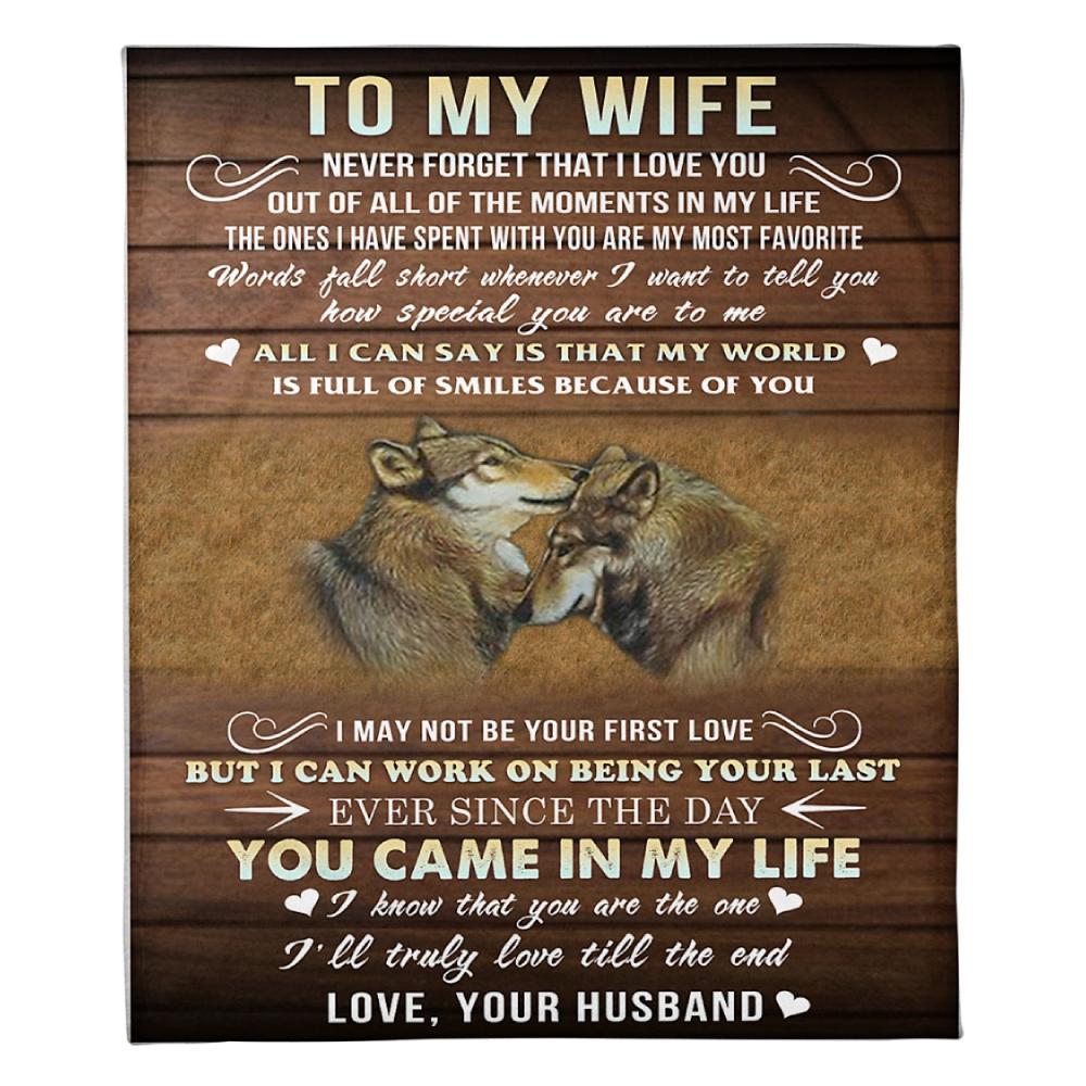 To My Wife My World Is Full Of Smiles Because Of You Fleece Blanket Family Gift Home Decor Bedding Couch Sofa Soft And Comfy Cozy