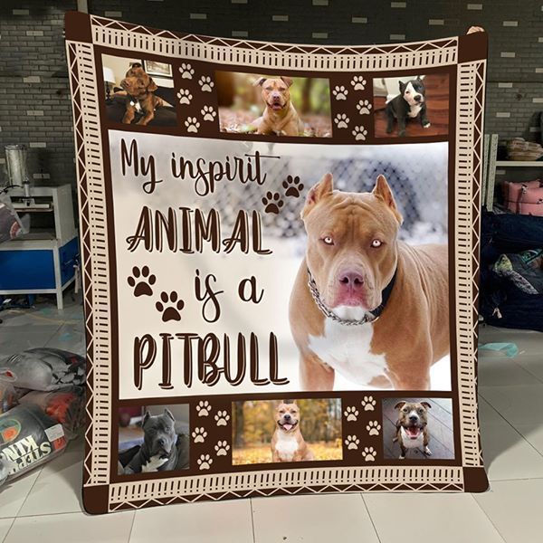 Pitbull My inspirit animal is a pitbull Quilt Blanket