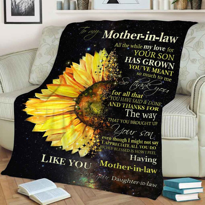 To My Mother Blanket, All The While My Love For Your Son, Gift For Mother Family Home Decor Bedding Couch Sofa Soft And Comfy Cozy