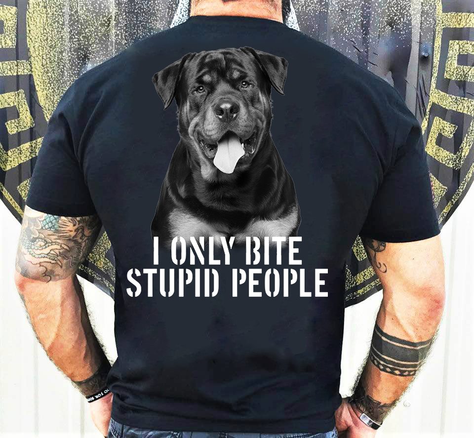 Black Dog I Only Bite Stupid People Standard T-Shirt