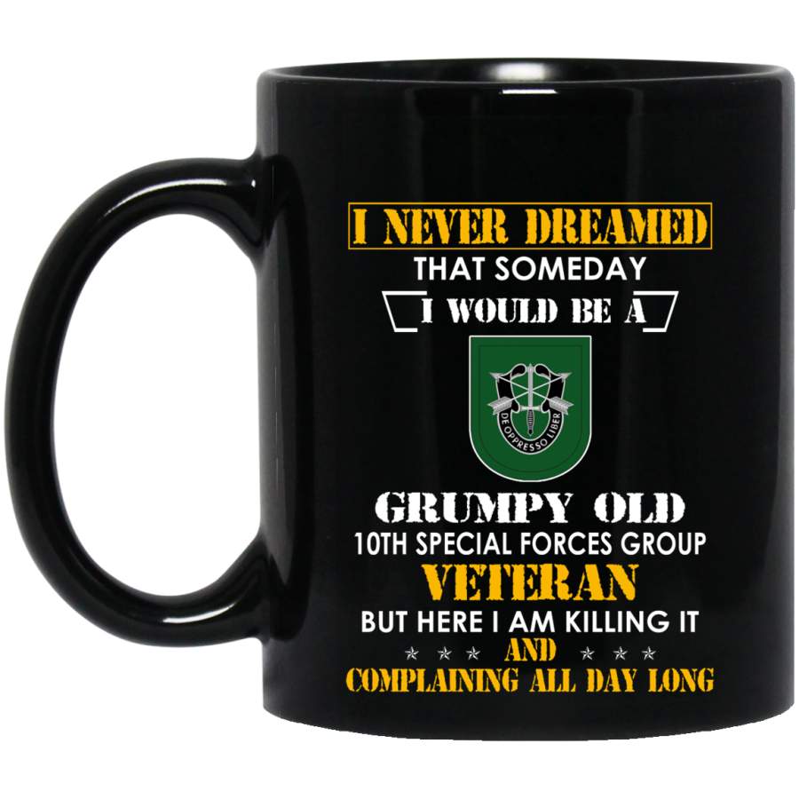 Grumpy Old 10th Special Forces Group Veteran Funny T-Shirt Veterans Day Christmas Gift Mug