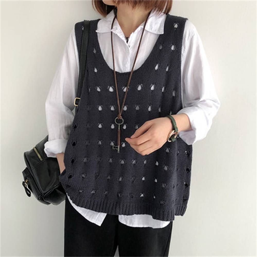 2021 Literature And Art Retro Hollow Ladies Knitted Vest Spring New Loose Large Size Thin Outer Sleeveless Vest H852 alx