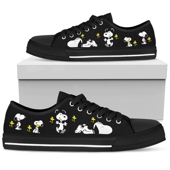 Onlytee - Featured Product - Snoopy Friendship Low Tops