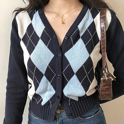 Vintage V-Neck Plaid Long Sleeve Women Sweater 2022 Autumn Winter Short Knitted Cardigan Sweaters Womes England Style Tops alx