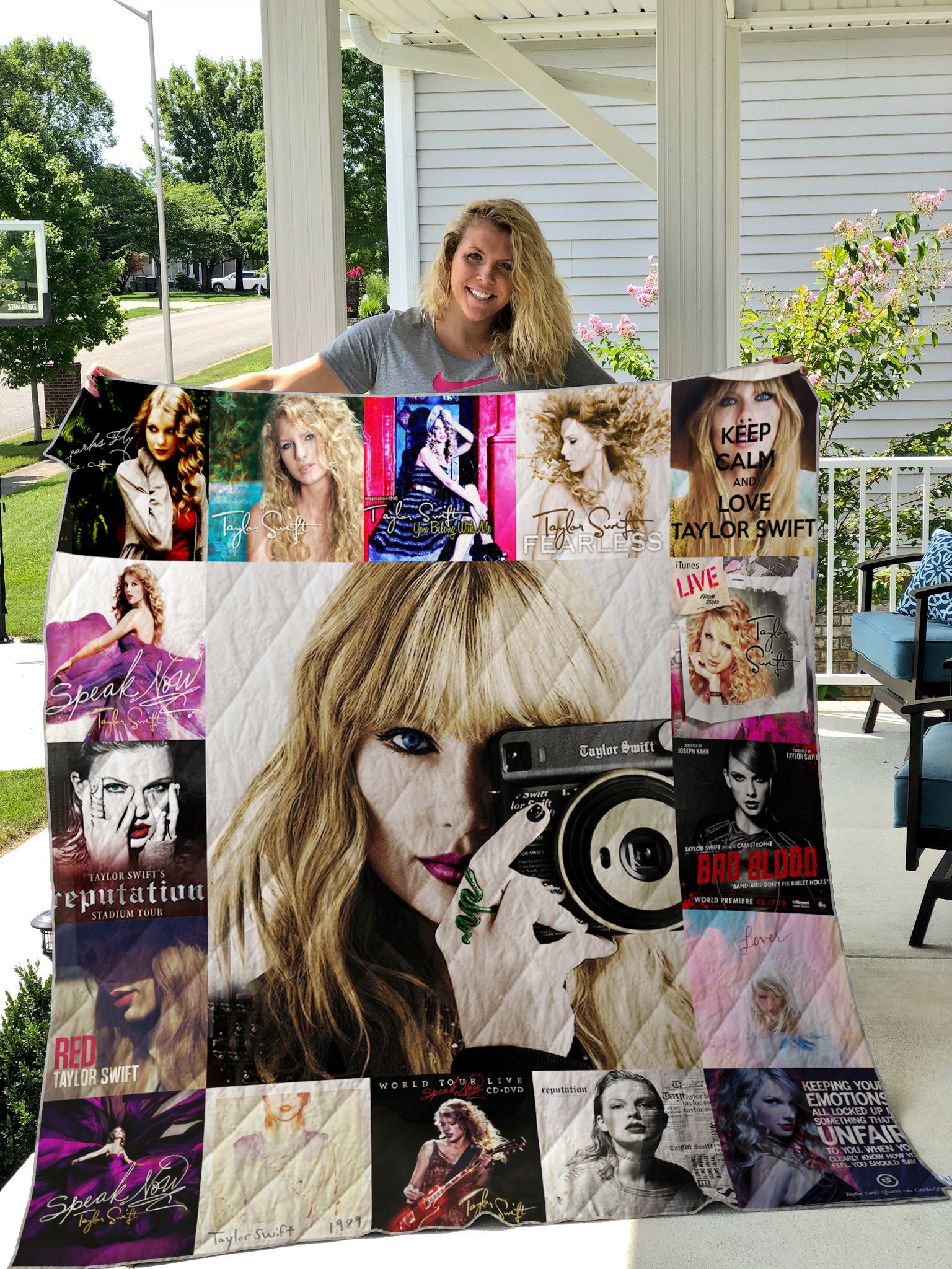 Taylor Swift Style 2 Quilt Blanket