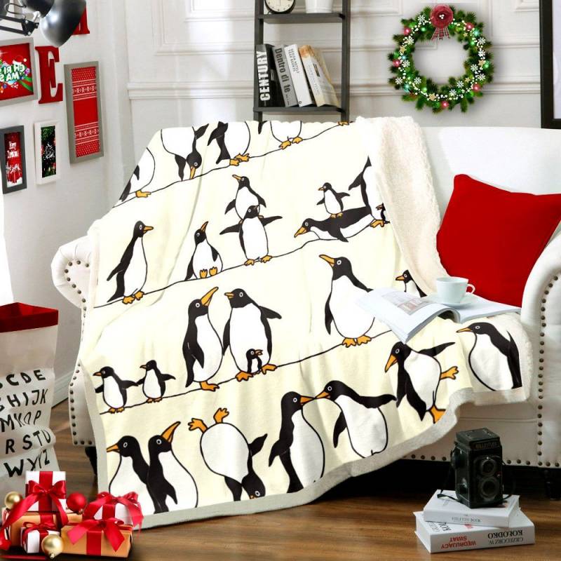 Penguin TN2410131TT Sherpa Fleece Blanket