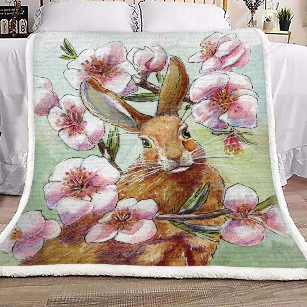 Rabbit MMC1011917 Fleece Blanket