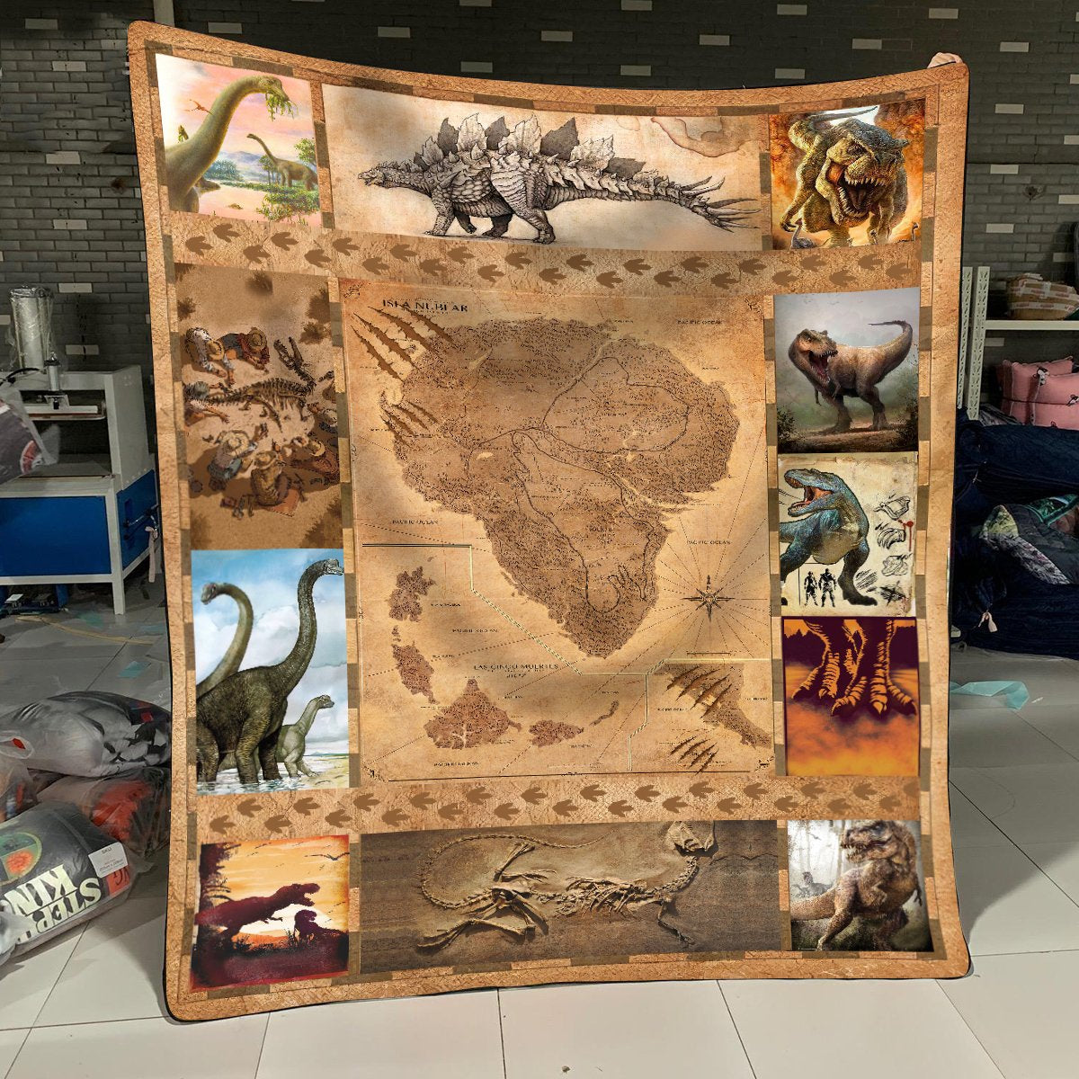 Saurus Dinosaurs Map Fleece Blanket