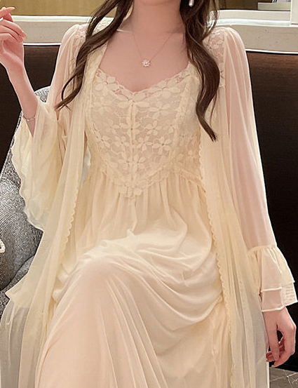 2022 New Women Long Sleeve Vintage Nightgown Retro Fairy Palace Nightdress Classic French Court Princess Lounge Sleepwear Gowns alx