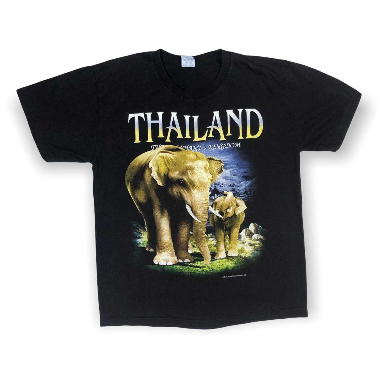 Vintage Thailand The Elephant Country Black Big Graphic Crew Neck T Shirt