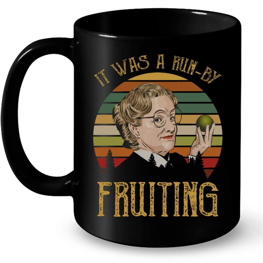 It Was A Run By Fruiting, Classic Vintage – Full-Wrap Coffee Black Mug