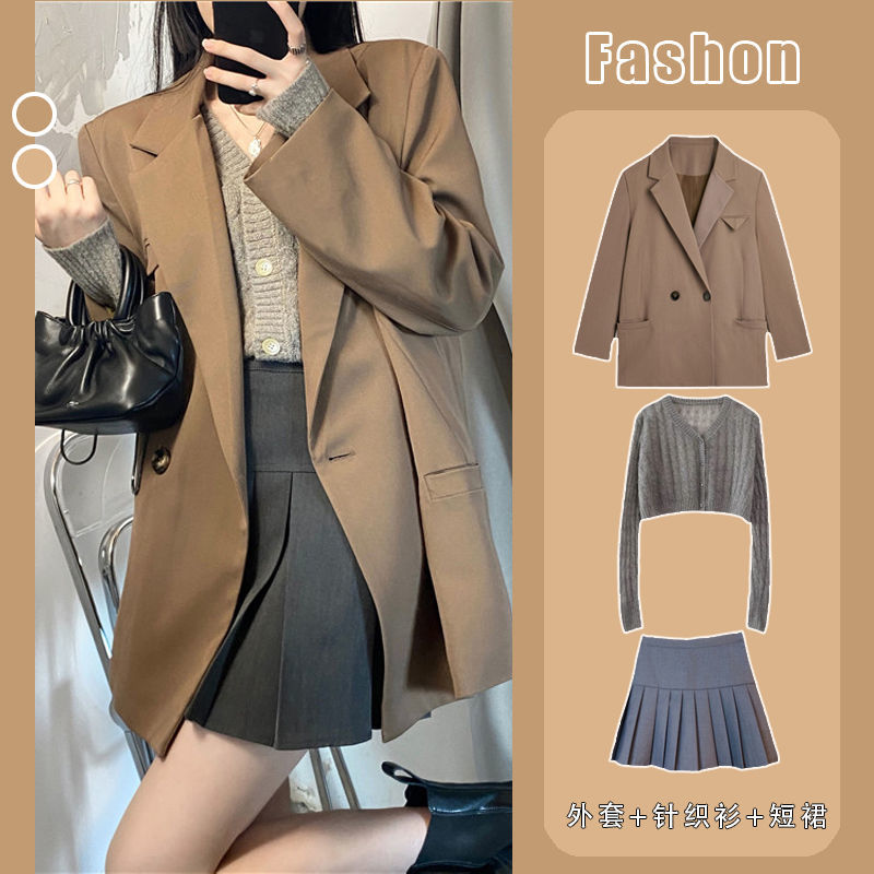 Women’s Suit Autumn 2021 New Suit Jacket + Knitted Cardigan Sweater + Pleated Skirt Three-piece Suit alx