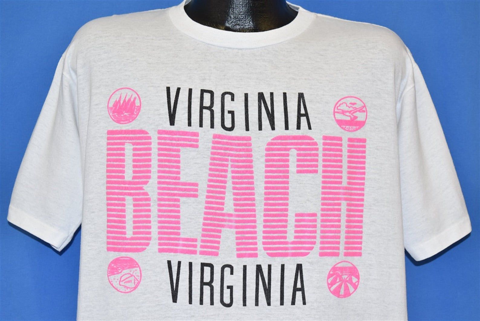 80S Virginia Beach Hot Pink Puffy Paint Seashell Sailboat Tourist T-Shirt Extra