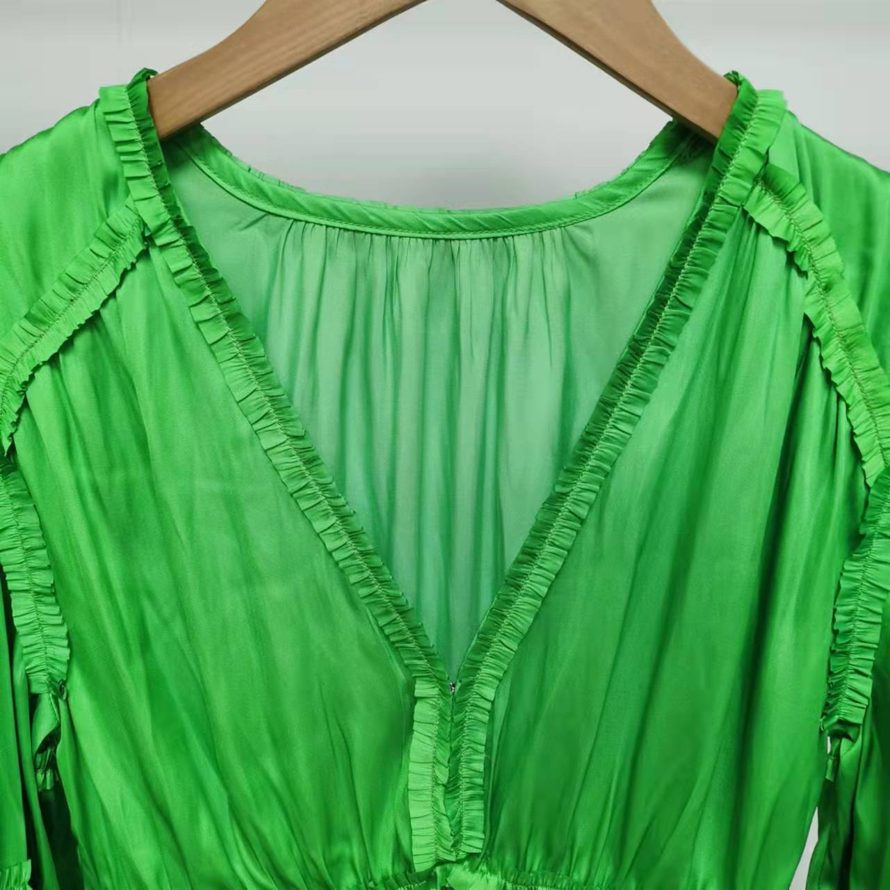 Women’s Green Short Dress Elastic Waist Ruffles Long Puff Sleeve Spring Summer 2022 V-neck Female Robes alx