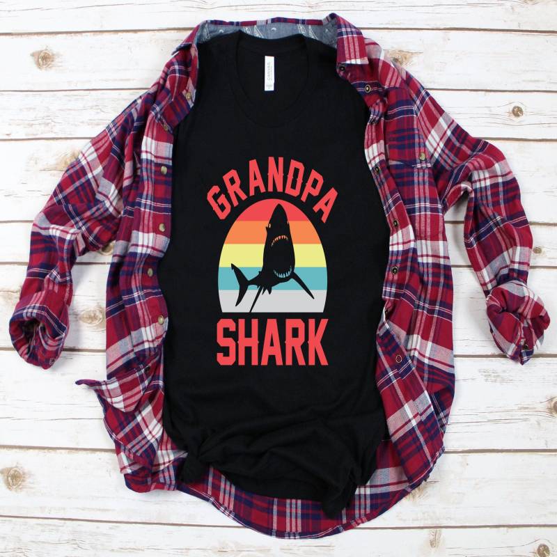 Crushtee ;Grandpa Shark; T Shirt, Grandpa Shirt, Grandpa To Be Shirt, New Grandpa Gift, New Grandpa Shirt, Funny Grandpa Shirt, Grandpa Gift