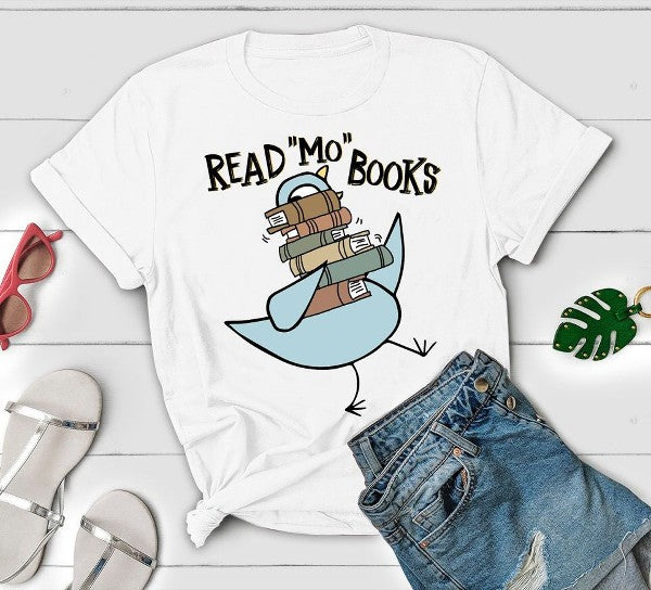 Read Mo Books Gift Standard/Premium T-Shirt