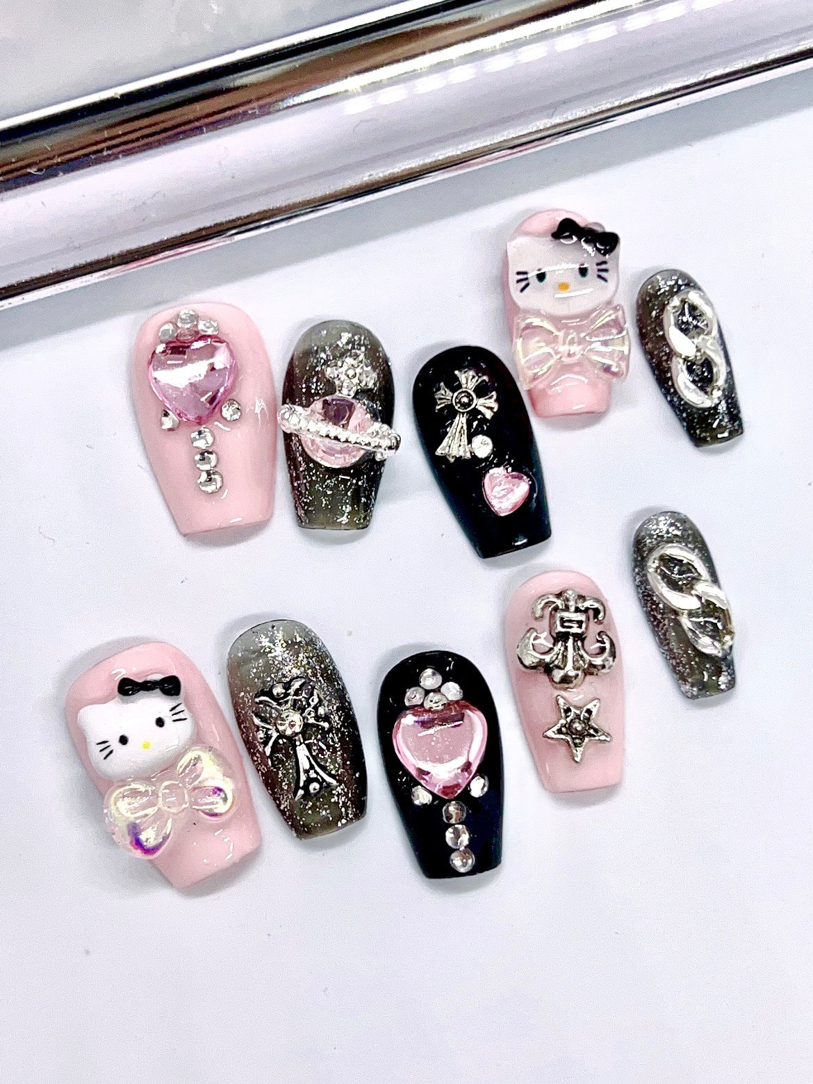 Black Pink glitter Kittyy Press On Nails/ VIviannwest Chromme Star Nails/ Spray Nails/ Gothic Nails/ Kawaii Nails Y2K Nails #251