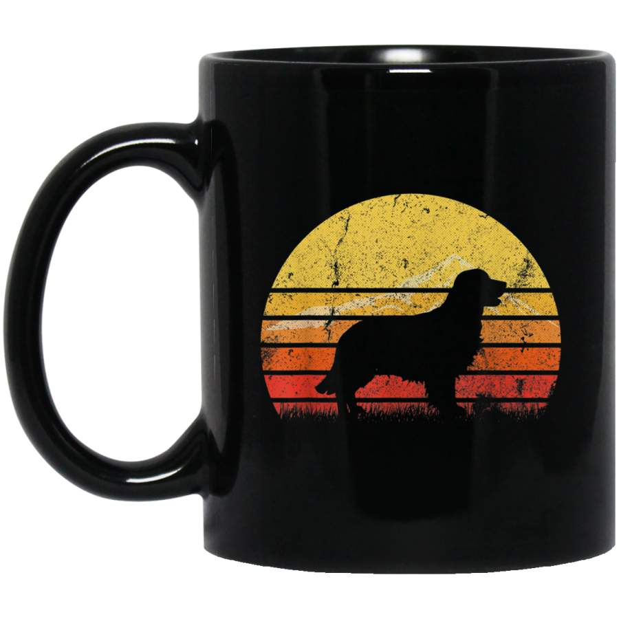 Vintage Retro Golden Retriever Silhouette Sunset Distressed Mug