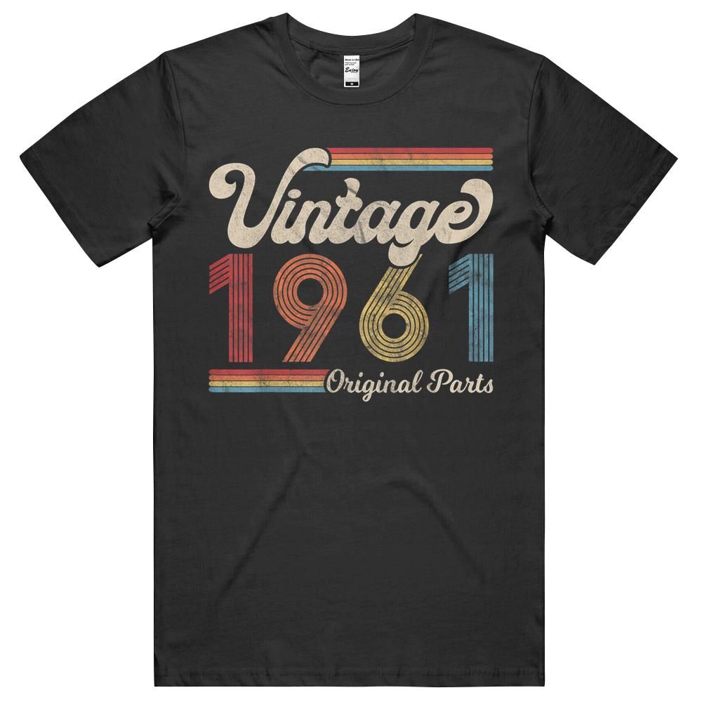 1961. Vintage 1961 Birthday Gift Men Women. Born Made 1961 T-shirt