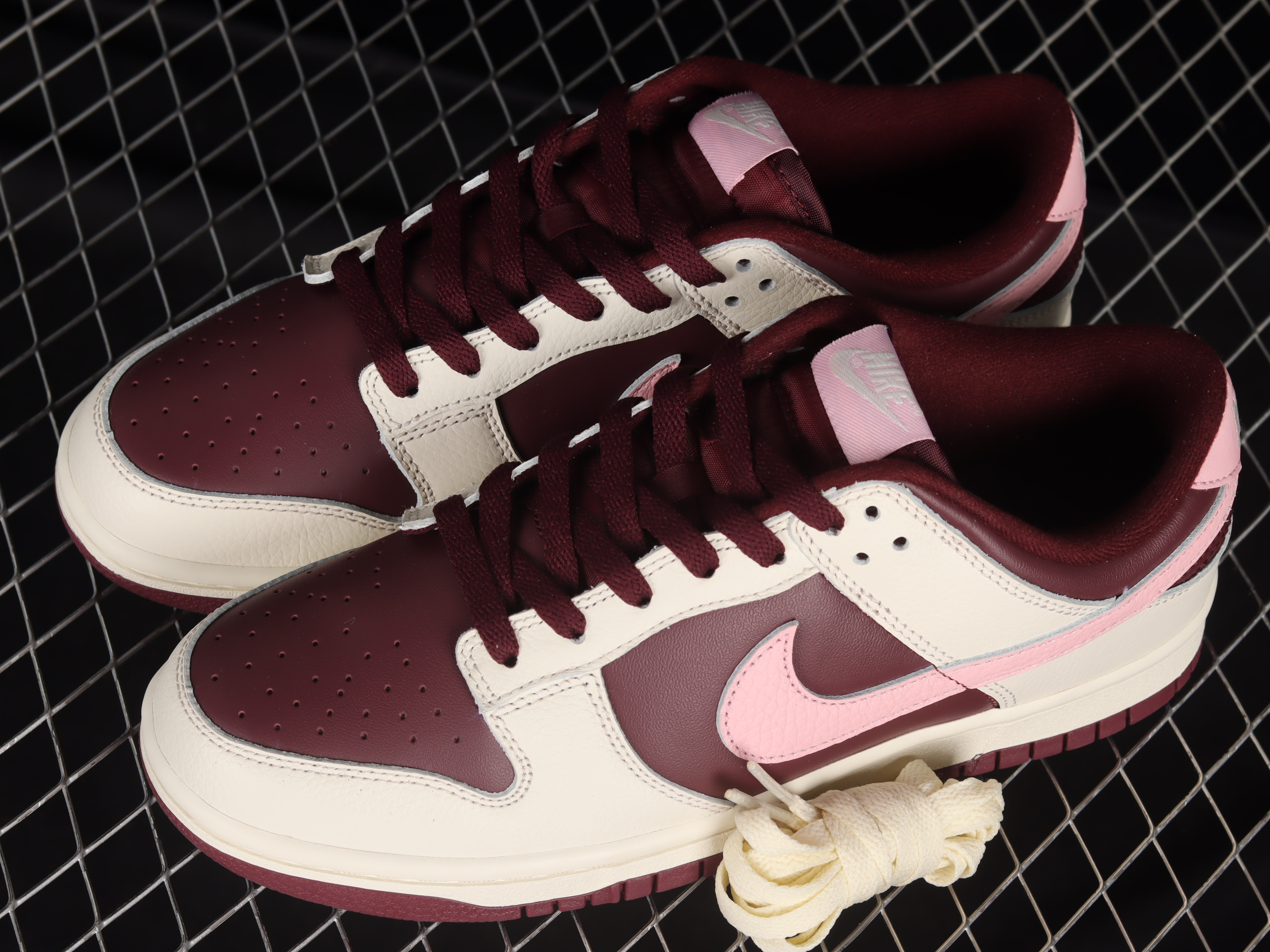 Nike Dunk Low Valentine’s Day Shoes Sneakers SNK299814182