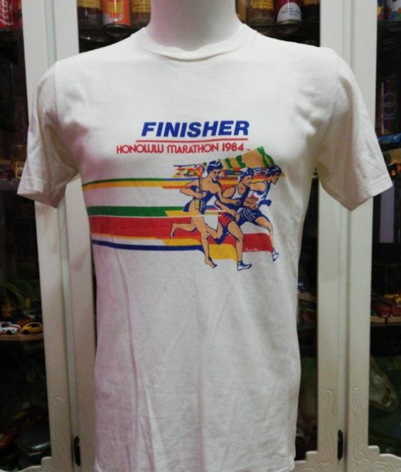 Vintage 80s Honolulu Marathon Finisher Race 1984 Shirt Outfit