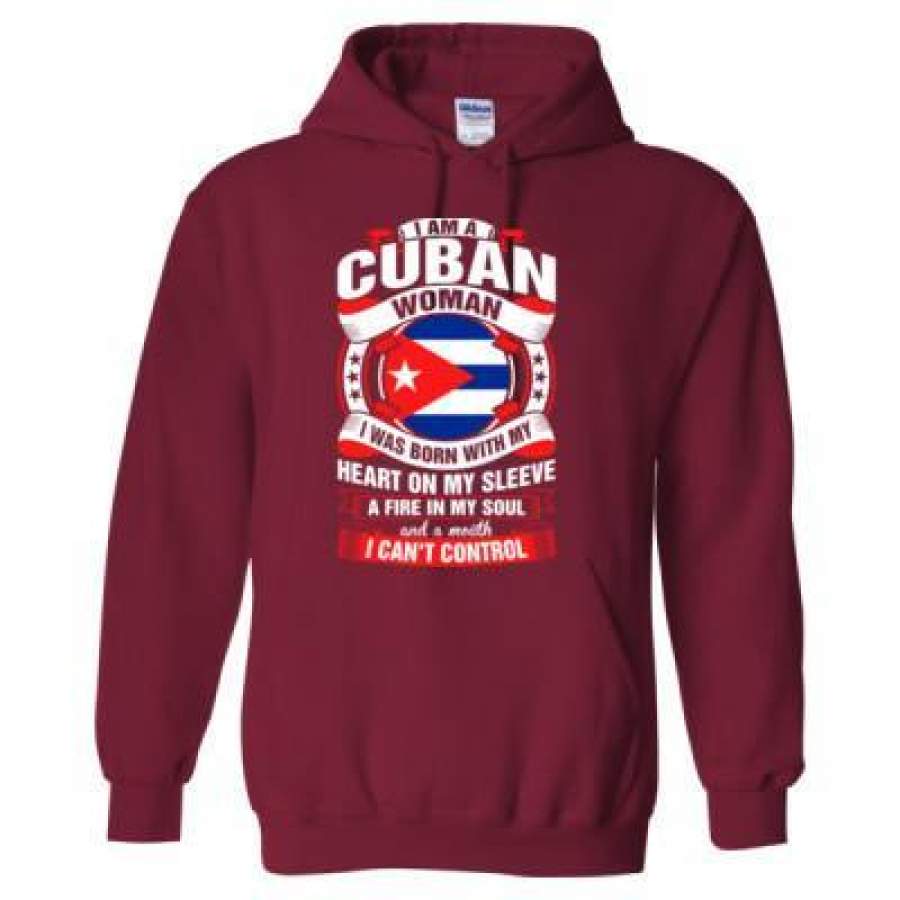 AGR I Am A Cuban Woman I Was Born With My Heart On My Sleeve A Fire In My Soul – Heavy Blend™ Hooded Sweatshirt