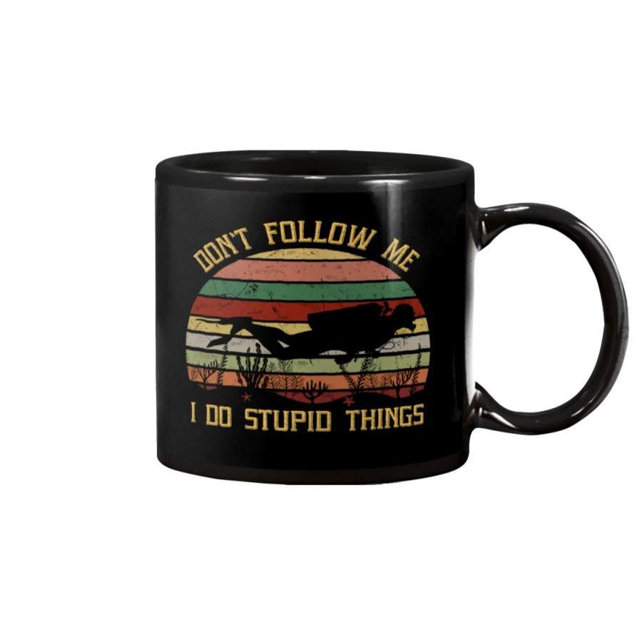 Scuba Diving Don’t Follow Me Vintage Mug