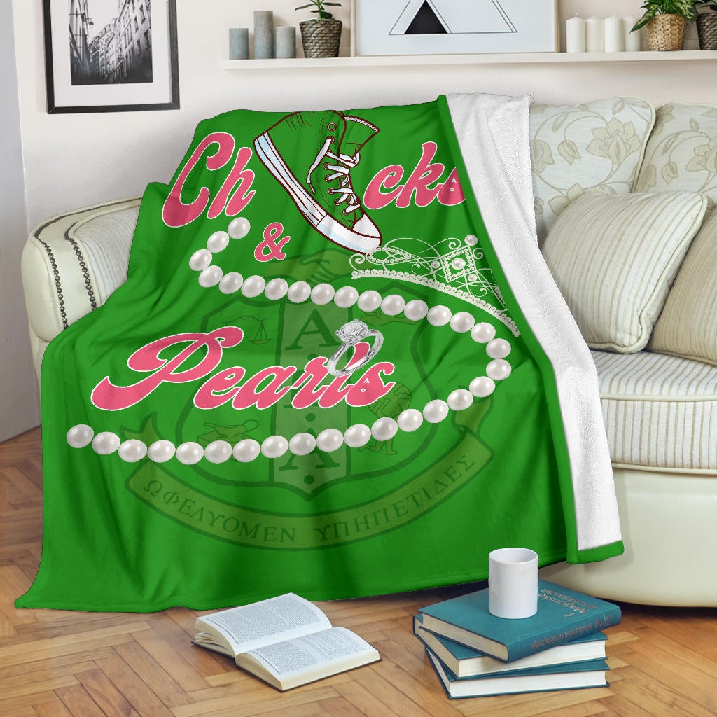 Wonderprint Blanket Alpha Kappa Alpha Chucks And Pearls Blanket K.H Pearls Lt10