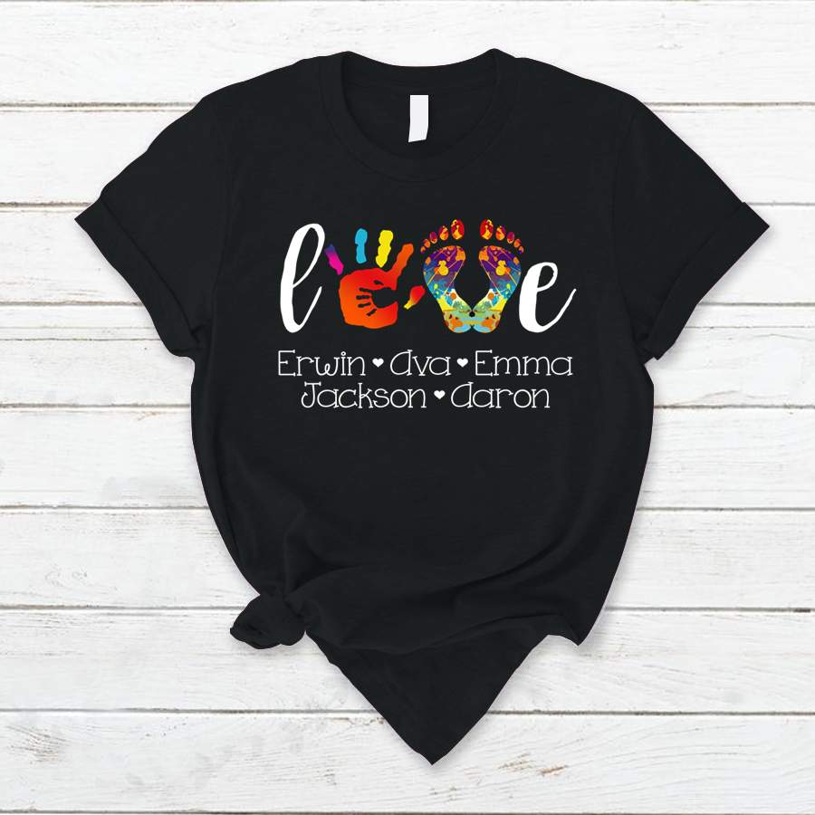 Personalized Grandma Grandkid’s Names T-Shirt