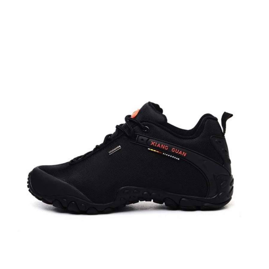 XIANG GUAN Outdoor Hiking shoes EUR size 39-48 man Breathable Anti-skid Windproof black travel Shoe Trend Sports Sneakers