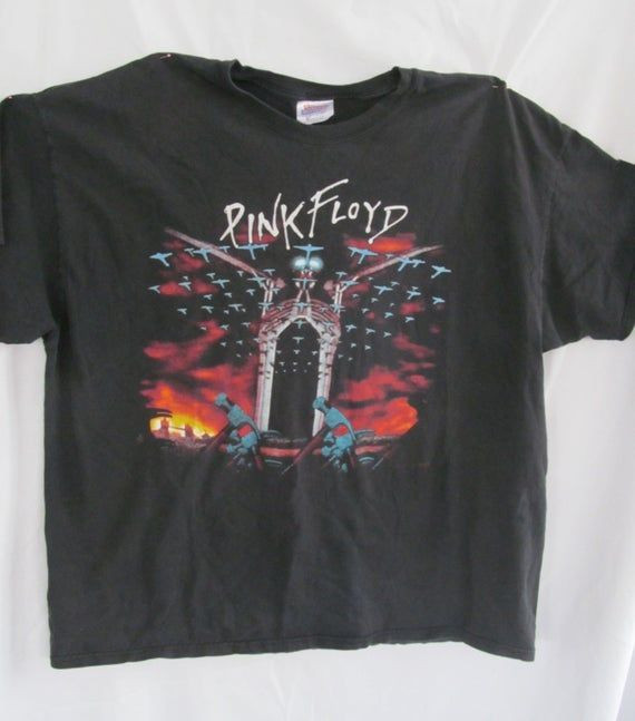 Rare Vintage Pink Floyd Shirtvintage Rock N Roll Concert Shirtroger Waters Pink Floyd Rare 70S Rock Concert Shirt2 Shirt