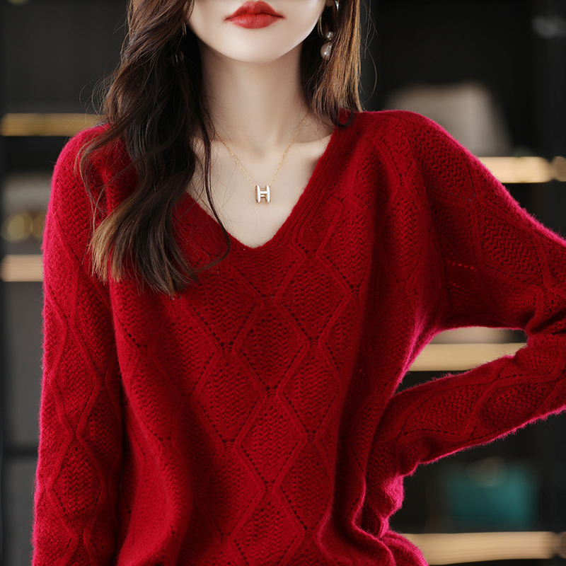 Women’s Sweater 2021 New Fashion V-Neck Hollow Out Jumper 100% Pure Wool Sweater Woman Sexy Knitted Pullovers Long Sleeve Top alx