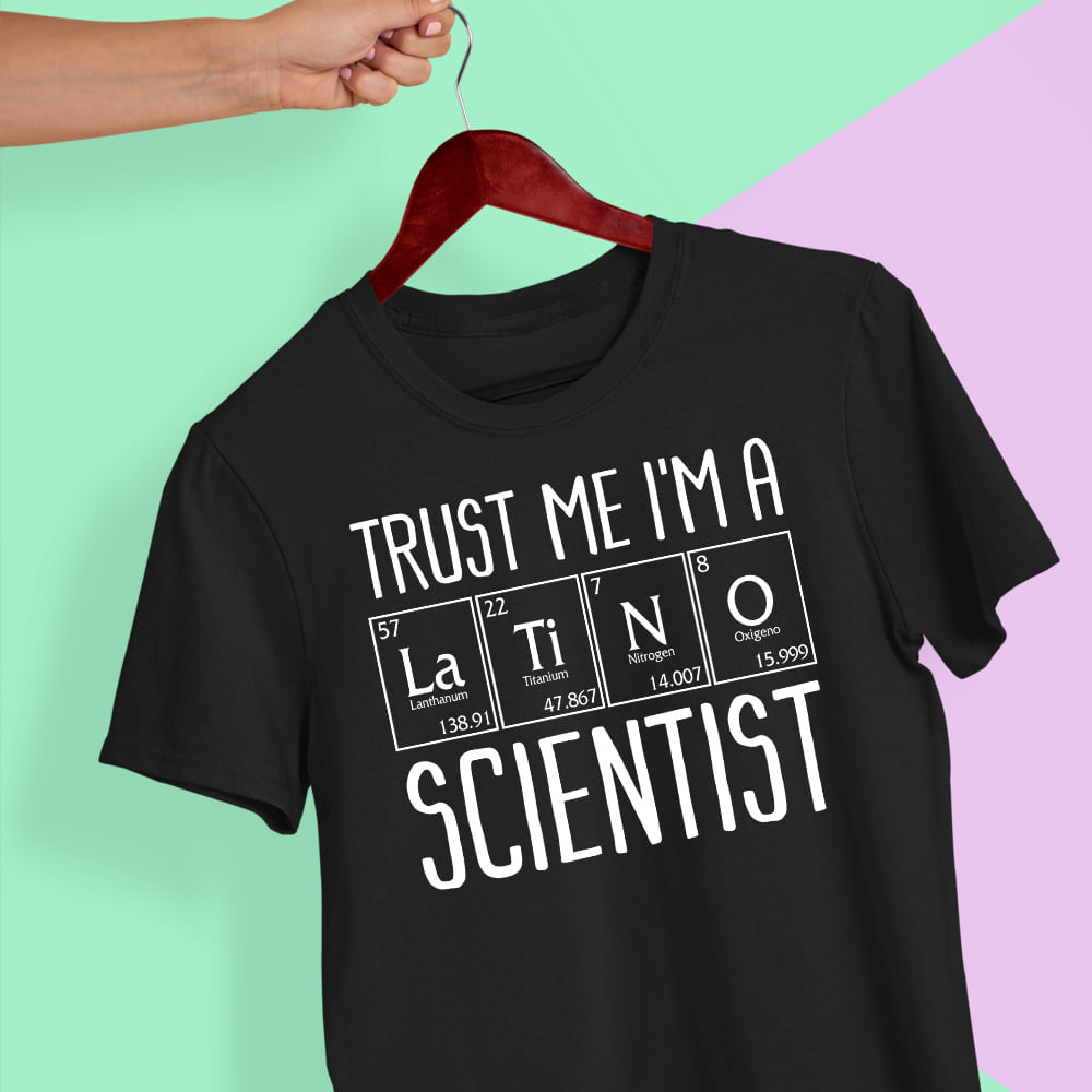 Trust Me I’m A Latino Scientist Standard Men T-shirt