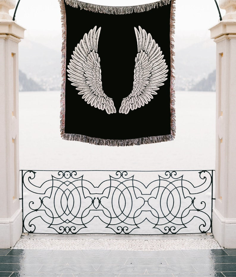 Angel Wings Black White Vintage Retro Style Couch Sofa Blanket,  Woven Throw Blanket Home Decor