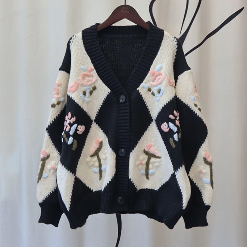 WAYOFLOVE Embroidery Argyle Knitted Cardigans Sweaters Women Autumn Winter Soft Thicken Warm Cardigan Women Vintage Sweater Coat alx