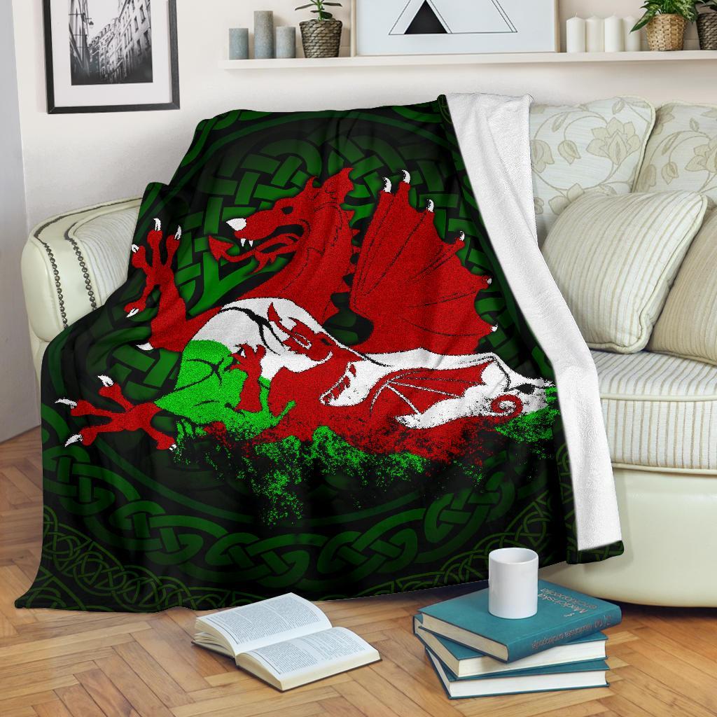 Wales Premium Blanket Cymru Dragon