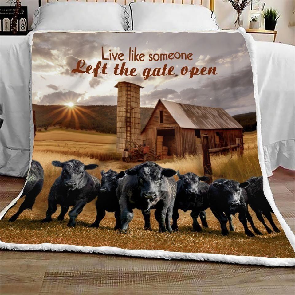 Black Angus Live Like Someone Left The Gate Open All Printed 3D Blanket