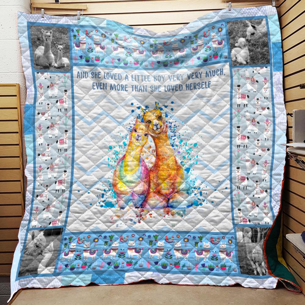 Blue Alpaca Mama Quilt Blanket