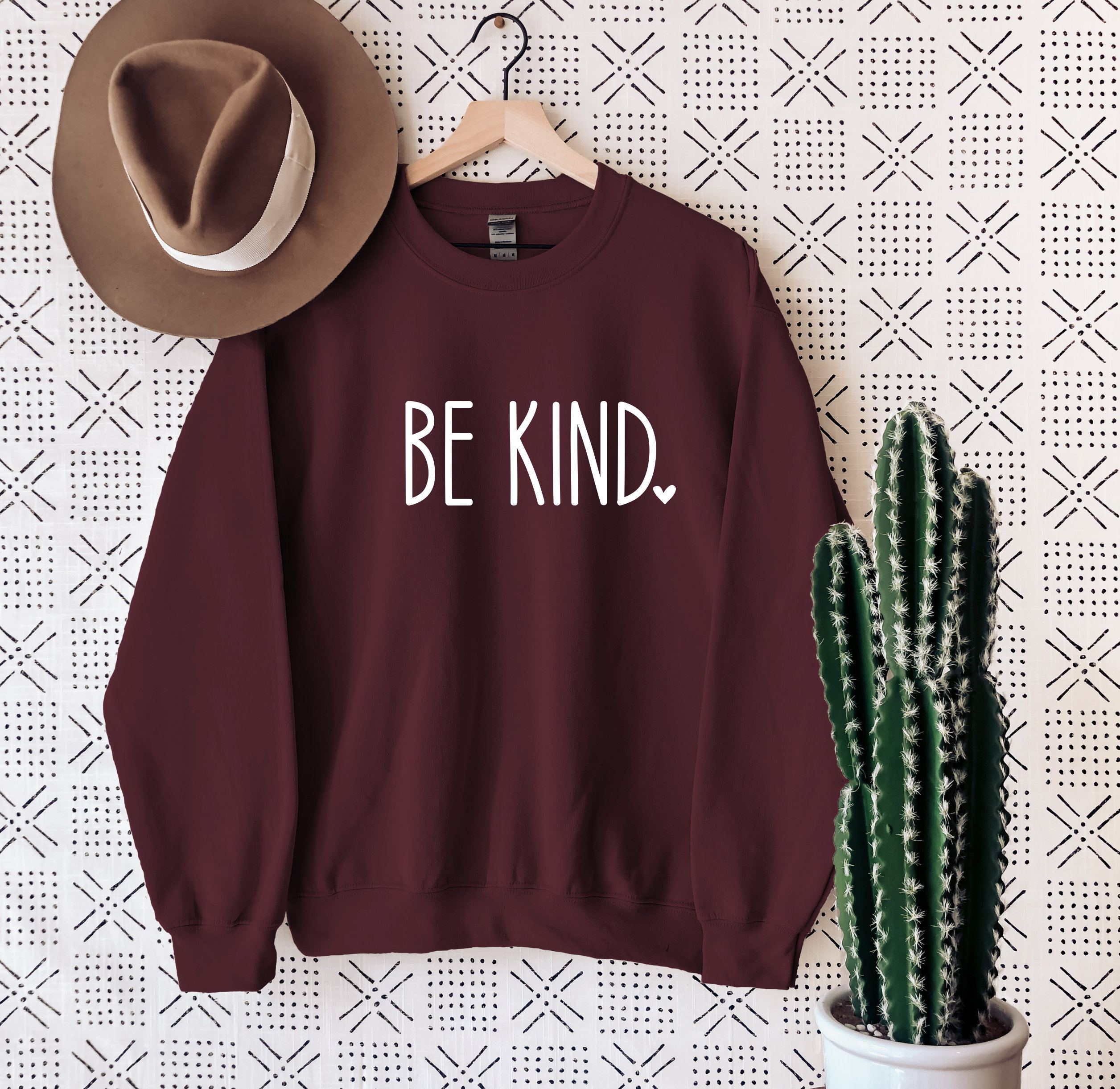 Be Kind Sweatshirt,  Women Sweatshirt, Gift for Her, Inspirational Sweatshirt, Fall Sweatshirt, Christmas Gift,  Ink and Quotes