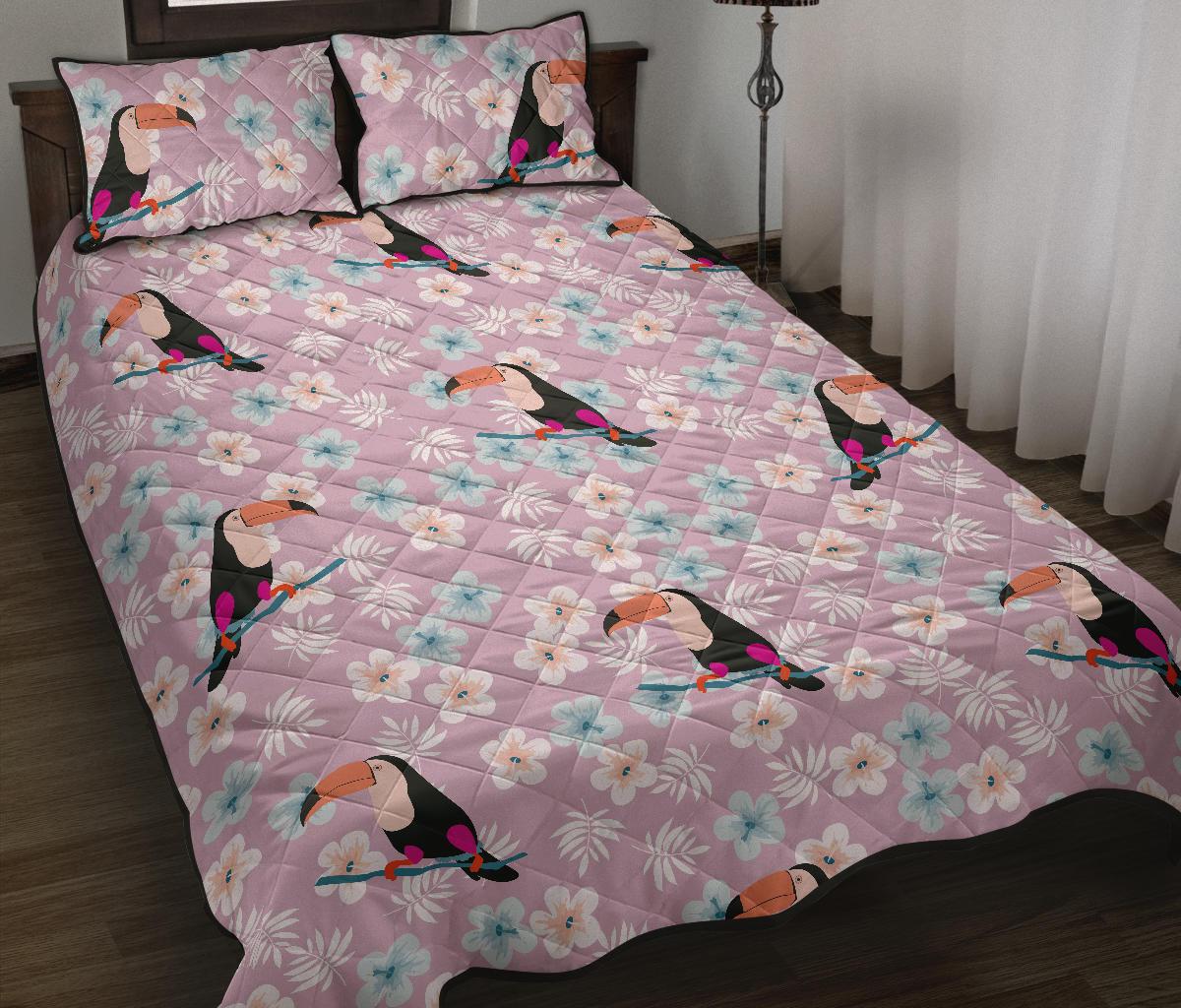 Beautiful toucan flower leaves Quilt Bed Set