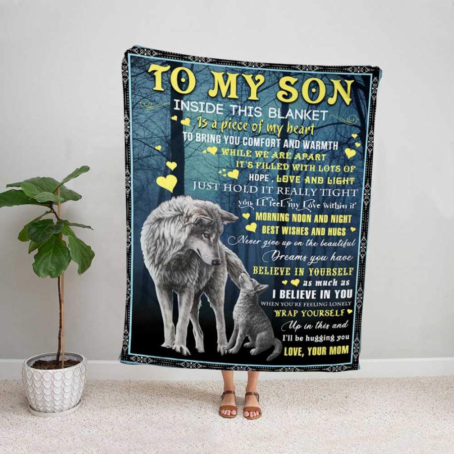 Wolf mom to my son is a piece of my heart to bring you comfort and warmth animal forest lovers fleece blanket/ sherpa blanket