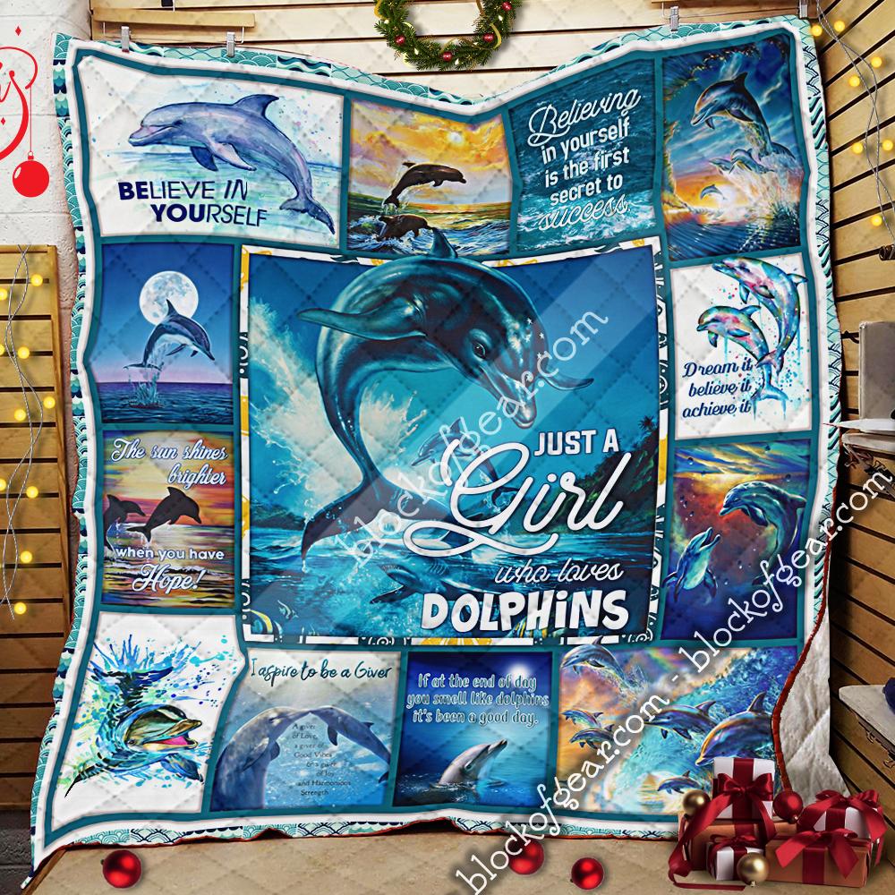 Just A Girl Who Loves Dolphins Quilt